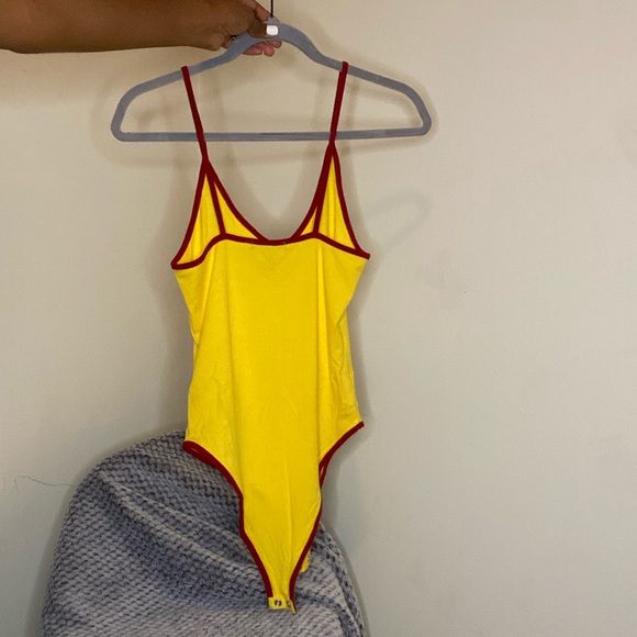 Yellow and red body suit - Picture 5 of 5